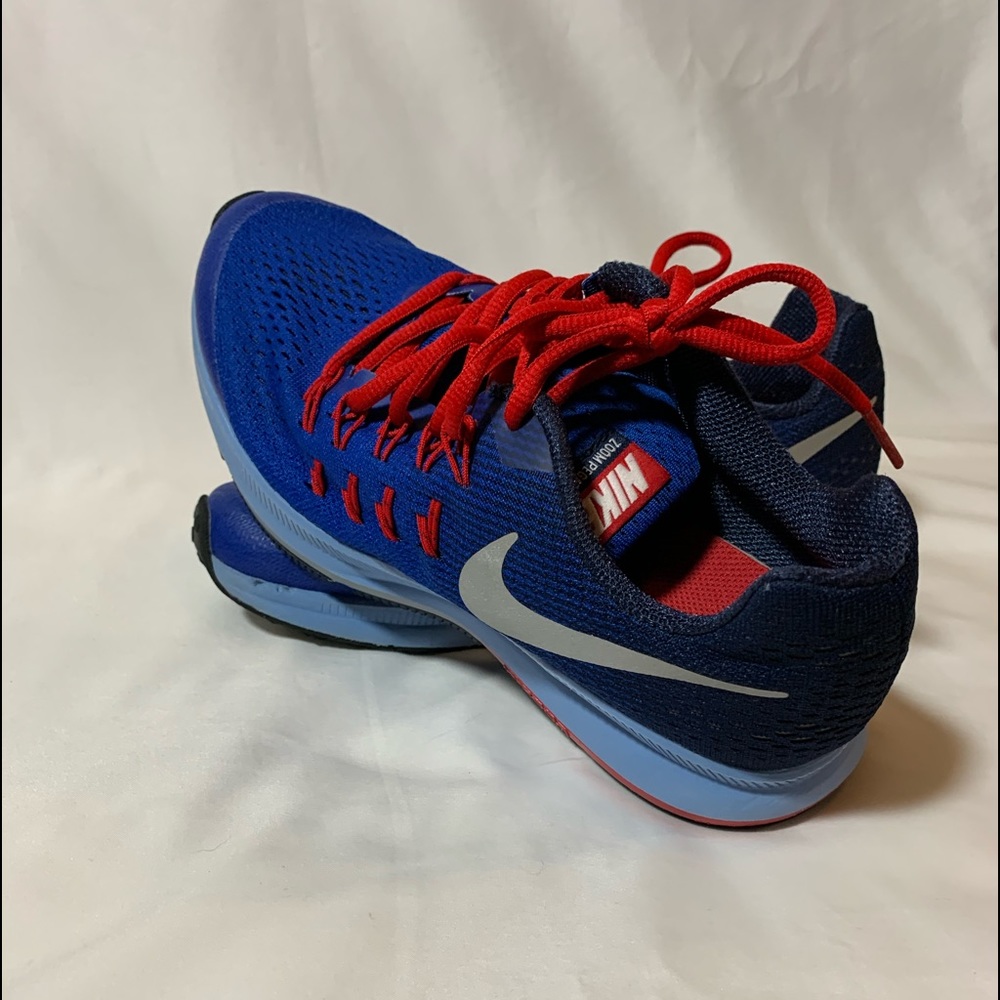 Youth Size 5.5 Nike Zoom Pegasus 33